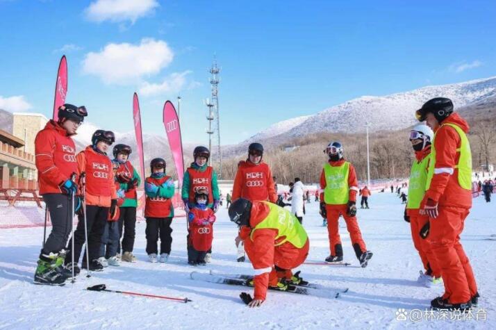 我国的滑雪教练存在很大缺口! 我国的滑雪教练存在很大缺口!
