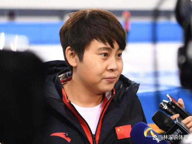王濛邀请金善台入主中国队。