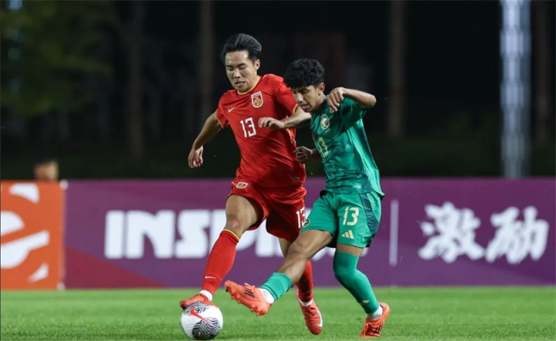 一、主教练浮嶋敏因材施教，并非一贯日式风格。