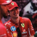 周冠宇在凯迪拉克F1席位竞争中领先，连意媒也为其发声！