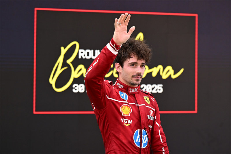 勒克莱尔在加拿大F1大奖赛后反思自己的错误。 勒克莱尔在加拿大F1大奖赛后反思自己的错误。