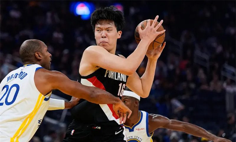 第一、体能：从“撑一节”到“撑全场” NBA的攻防转换速度和比赛强度，远超CBA和国际赛场。