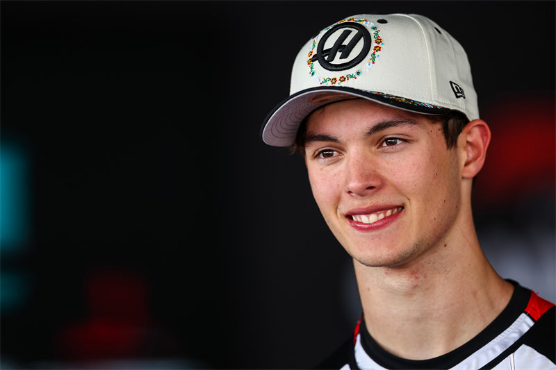 贝尔曼的雨战能力相当糟糕。 贝尔曼的雨战能力相当糟糕。