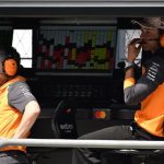 包藏祸心！迈凯伦宁愿让维斯塔潘夺冠也要贯彻公平竞争，其实是在袒护诺里斯！