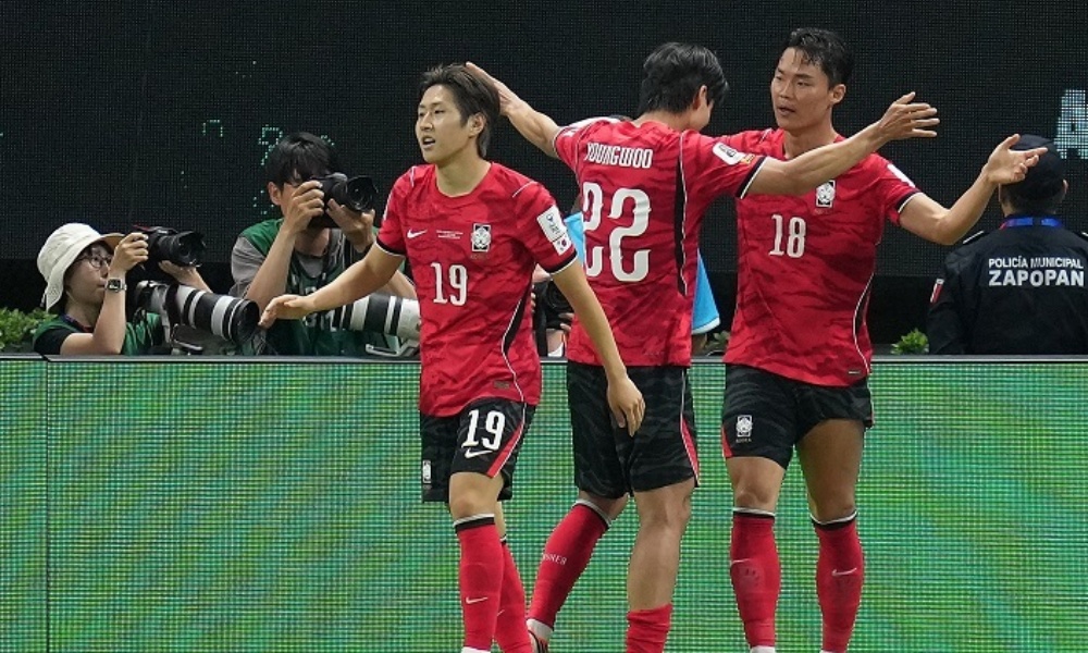 捷克vs韩国：定位球与简洁高效